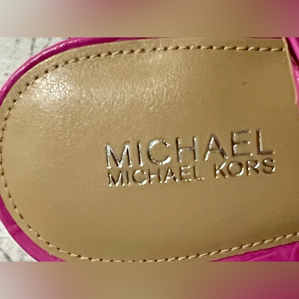 Michael Kors Fuchsia Slingback Heels - Picture 3 of 9